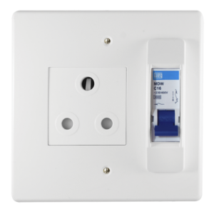 Classic 16A Circuit Breaker Single Socket 164-1 on 4x4 Yoke with white Coverplate