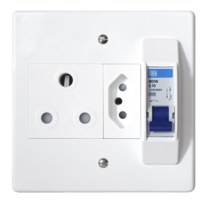 Classic 10A Circuit Breaker Combo Socket 1x164-1 plus 1x164-2 on 4x4 Yoke and Coverplate